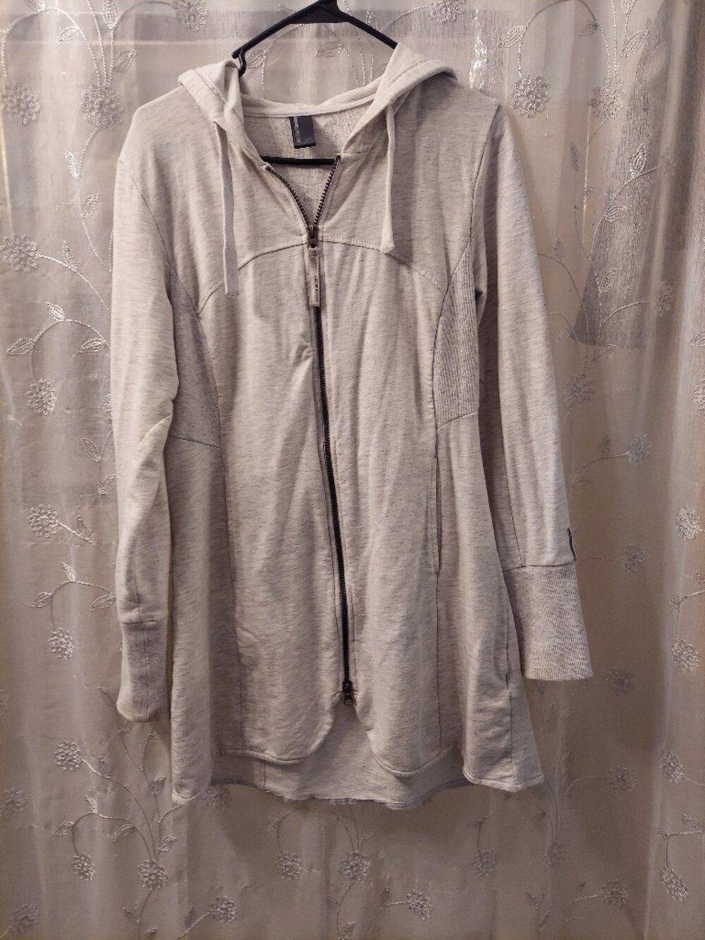 Tunic length sweat jacket